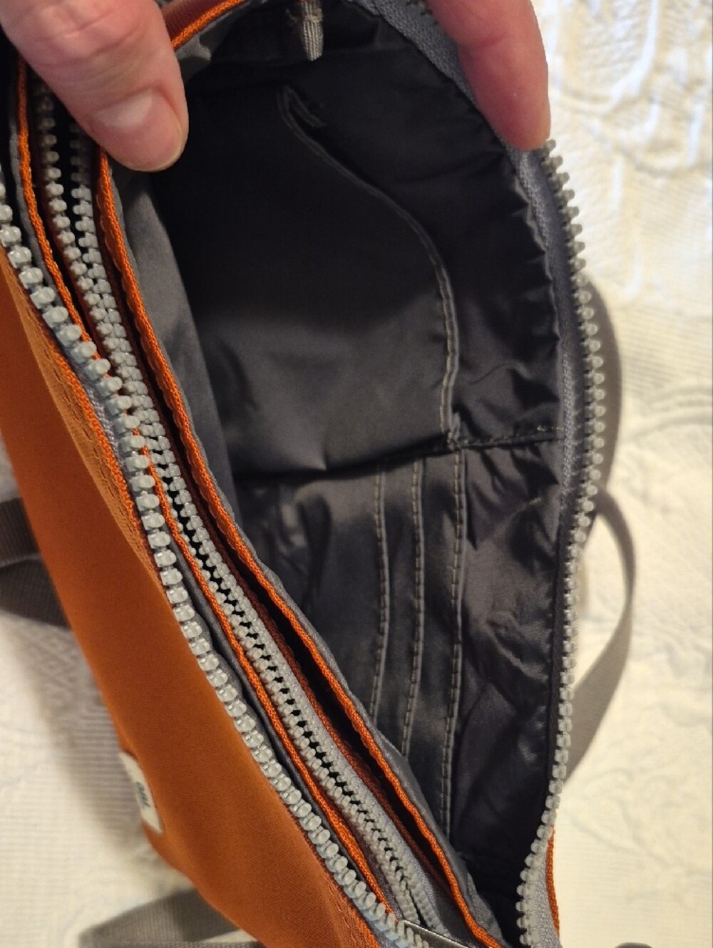 ORI Orange Crossbody Bag with Adjustable Strap - Picture 4 of 8